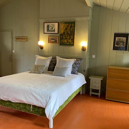 Maison Matejewski Chambre D'Hotes Avec Jardin Blaye Exterior foto